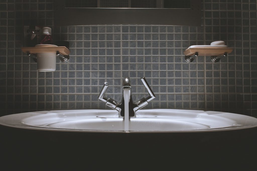 bathroom-faucet-installation